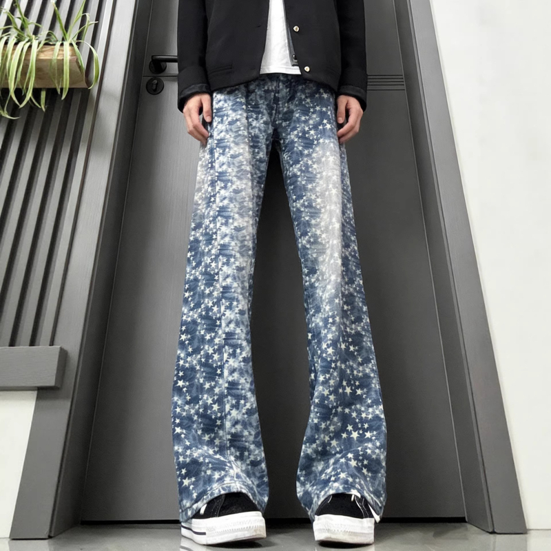 Férfi denim farmernadrág jacquard hímzett tövis motívummal, egyenes szárú, amerikai hangulat, mosott retro, enyhe kiszélesedéssel