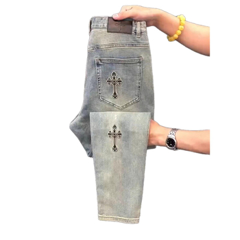 Denim nadrág, slim fit, hímzéssel, egyenes szabású, cropped hosszúság, férfiaknak