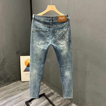 Férfi denimnadrág mintás, prémium megjelenés, tavasz–ősz, slim-fit, retro stílus, sokoldalú, rövidebb szárú