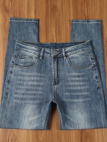 Férfi slim-fit farmernadrág denim, elasztikus, egyenes szárú, kényelmes és stílusos, mosott