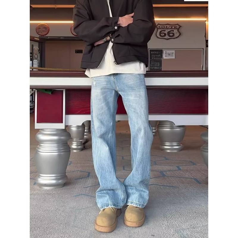 Férfi farmernadrág világoskék denim mintával, Cleanfit, egyenes szabás, enyhén bővülő lábszár