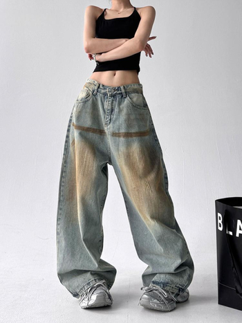 Muške traperice u denimu s pranjem vintage, ravni kroj, opuštene široke nogavice, američki ulični stil