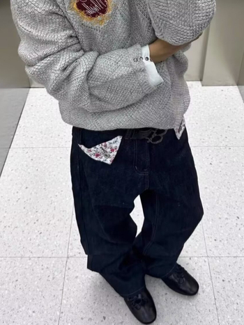 Férfi denim nadrág amerikai retro virágmintával, A-vonalú, egyenes szárú, utcai casual stílus, nyers denim