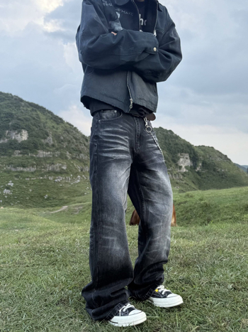Fekete mosott denim férfi farmernadrág, egyenes szabás, laza, mikro szélesedő szár, mindennapi casual, amerikai street stílus