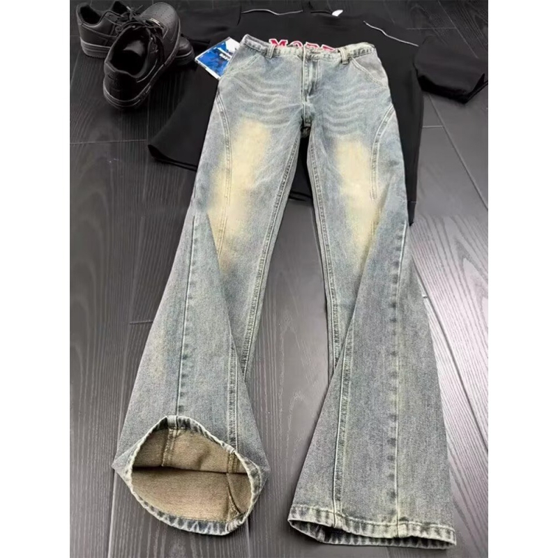 Férfi denimnadrág mikroflare-rel, középmagas derékvonal, egyenes bootcut szabás, őszi stílus