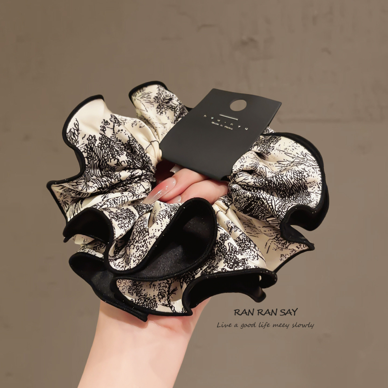 Satenski scrunchie od satena s plisama u stilu tuš-slike, za žene, elegantan i visokokvalitetan dodatak