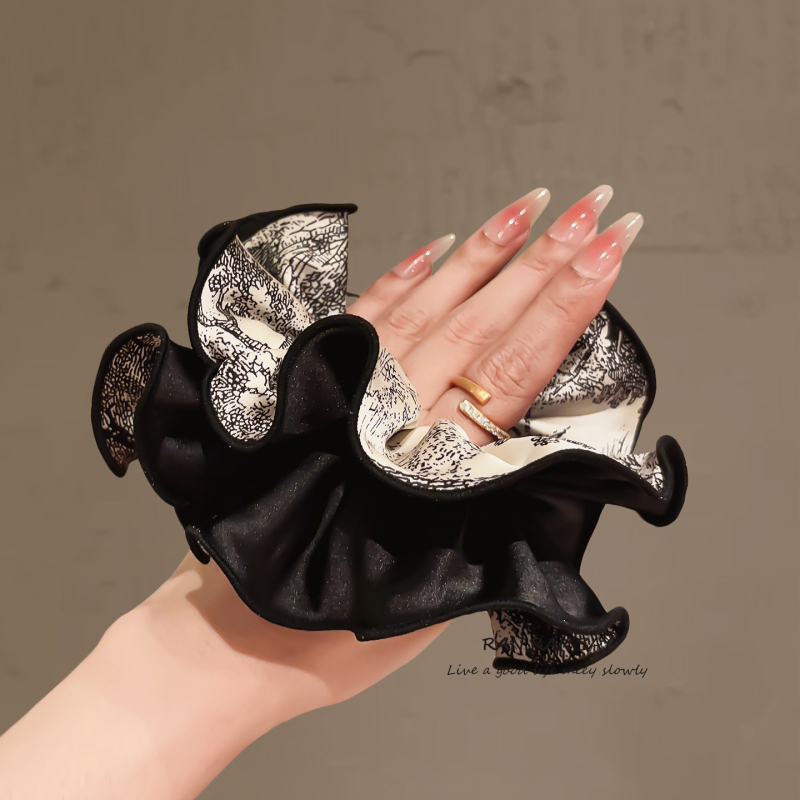 Satenski scrunchie od satena s plisama u stilu tuš-slike, za žene, elegantan i visokokvalitetan dodatak