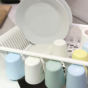 Raft de uscat vase pentru bucătărie, design modern minimalist, suport pe blat