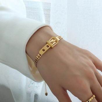 Ženska narukvica od titan čelika s dizajnom kopče za remen, minimalistički stil, vrhunski modni nakit, inspiriran hip-hopom