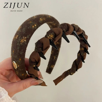 Ženska čelenka za jesen-zimu s floralnim uzorkom u boji kave, široki rub sa zubima, protuklizna, moderan dodatak za veliku glavu