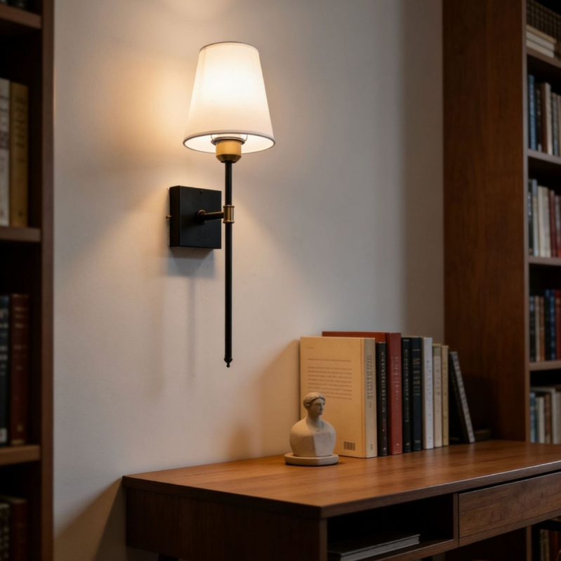 LED zidna lampa s bežičnim punjenjem i nosačem za punjenje, sjenilo od tkanine, regulabilna ambijentalna rasvjeta za spavaću sobu ili dnevni boravak