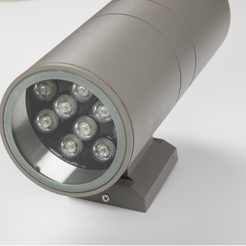 LED zidno svjetlo po narudžbi, moderan minimalistički dizajn, osvjetljenje gore-dolje, okrugla glava, dostupno u verzijama s dvostrukom ili jednostrukom glavom, vanjsko osvjetljenje zida.
