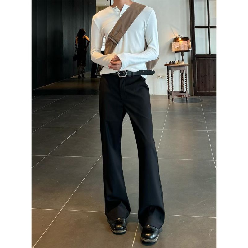 Crne muške hlače u stilu američkog odijela s blagim širenjem nogavica, s drapiranim Tencel materijalom, proljeće-jesen model, retro stil, casual do poda