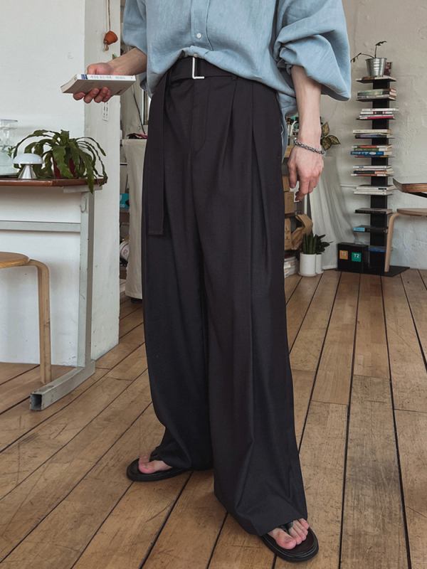 Muške ljetne casual hlače, širokih nogavica, ravnog kroja i drapiranog izgleda, korejski clean-fit stil