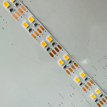 LED 2835 jednobojna topla bijela, 60 LED po metru, može se rezati na svaki LED, širina 5 mm, 5V, fleksibilni svjetlosni trak za ručne radove