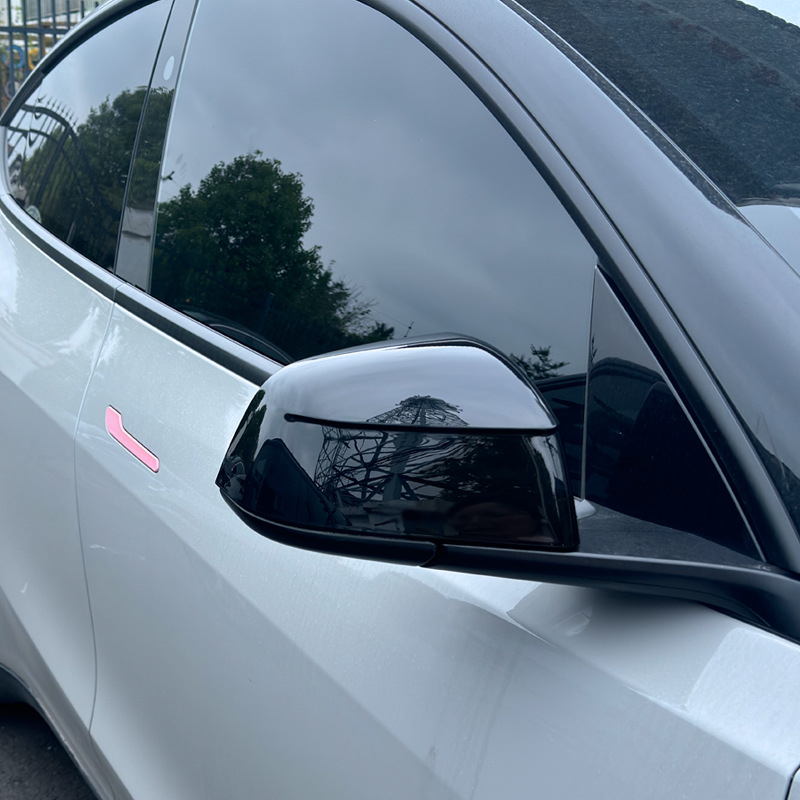 Kryt spätného zrkadla Tesla Model Y – karbonová textúra, ABS, YL puzdro