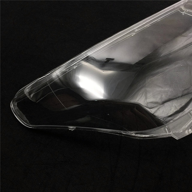 Prozirni poklopac prednjeg farova Toyota Land Cruiser LC200 (2008–2012)