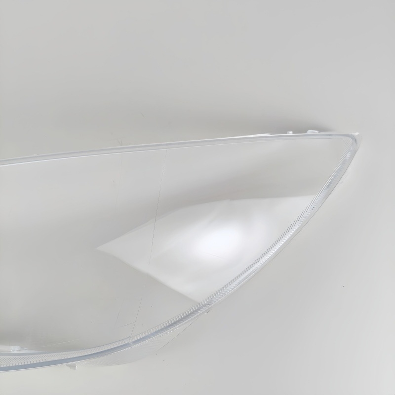 Ford Focus Prednji poklopac farova 2015–2018