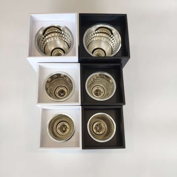 Kvadratni downlight za površinsku montažu s E27 navojem