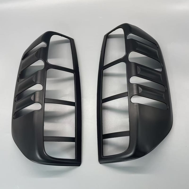 Nissan Navara D40 2007-2014 kryt zadného svetla, rám zadného svetla – dekoratívny diel auta