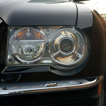 Kryt prednjeg svjetla Chrysler 300C (2003–2010)