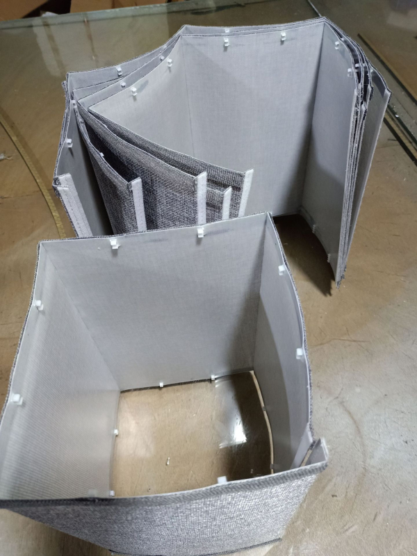 Tekstilni abažur s odvojivim okvirom i podesivim postoljem