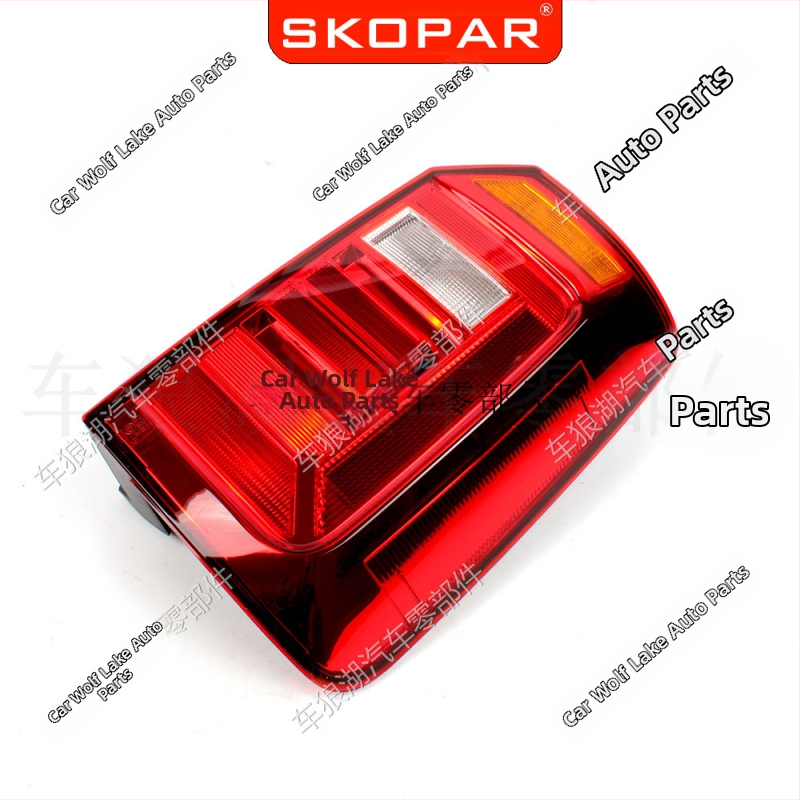 Kryt a telo zadného svetla pre Volkswagen Caddy 2016-2020 (žiarovky nie sú súčasťou)