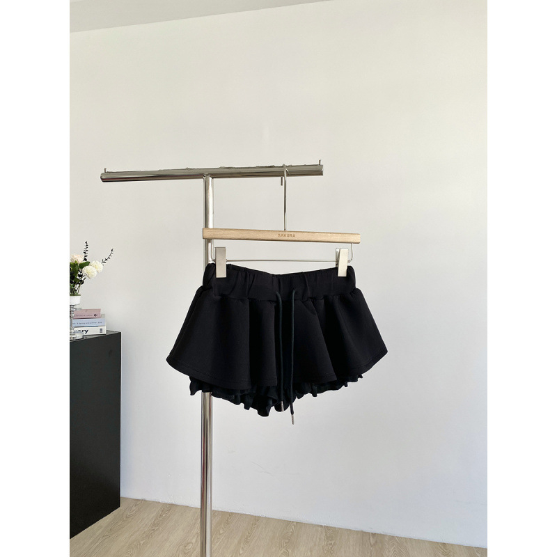 Korejski stil, moda protiv starenja, 2026 crna visoko elastična struk, kopča i veza, A-linija, nafuknute kratke culotte hlače za žene