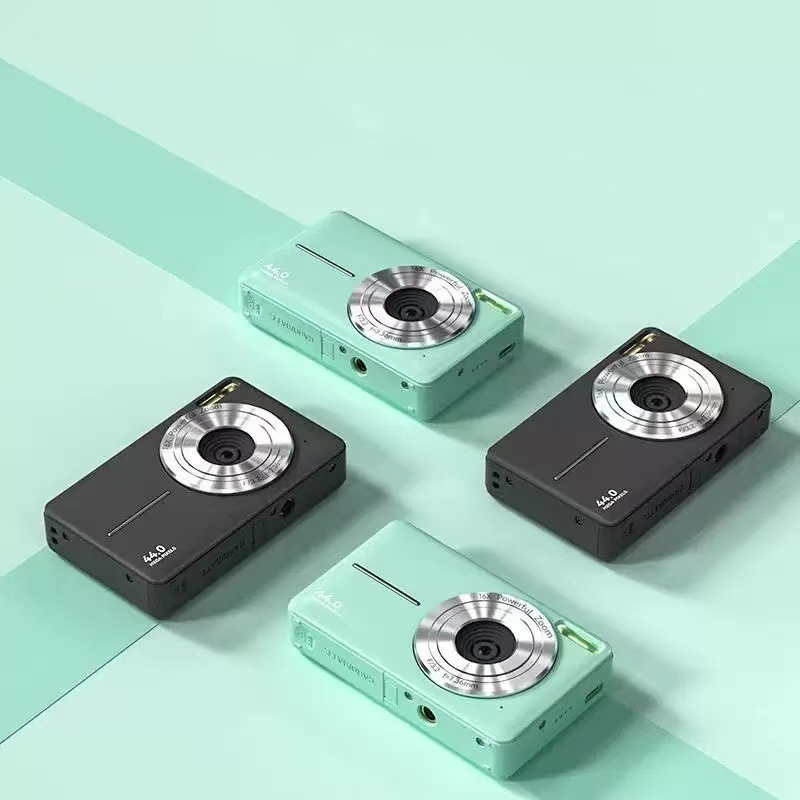 Компактна камера за пътуване с CCD сензор, 8 MP, 16x оптично увеличение, 2,3'' LCD, USB 2.0, TF карта, ABS пластмаса, перископичен обектив, ръчно управление, селфи камера