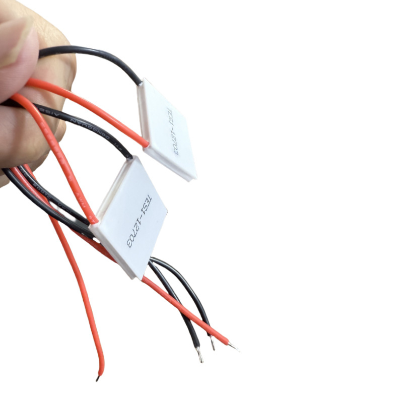 Termoelektrična hladnjiva ploča TES1-12704/12703, miniatura 25×25 mm, 12 V, 4 A/3 A, medicinski precizan instrument