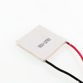 TEC1-12703 termoelektrična rashladna ploča, dimenzije 40×40 mm i 30×30 mm, niska potrošnja, hladni element za regulaciju temperature vinskog podruma.