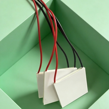 Novi termoelektrični hlađeni modul 12V, 40×40 mm, s vodnim hlađenjem, za DIY automobilsku hladnjaču