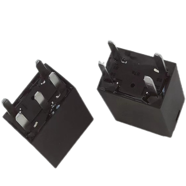12V DC automobilno rele, kompaktno kvadratno, 4-pinsko i 5-pinsko