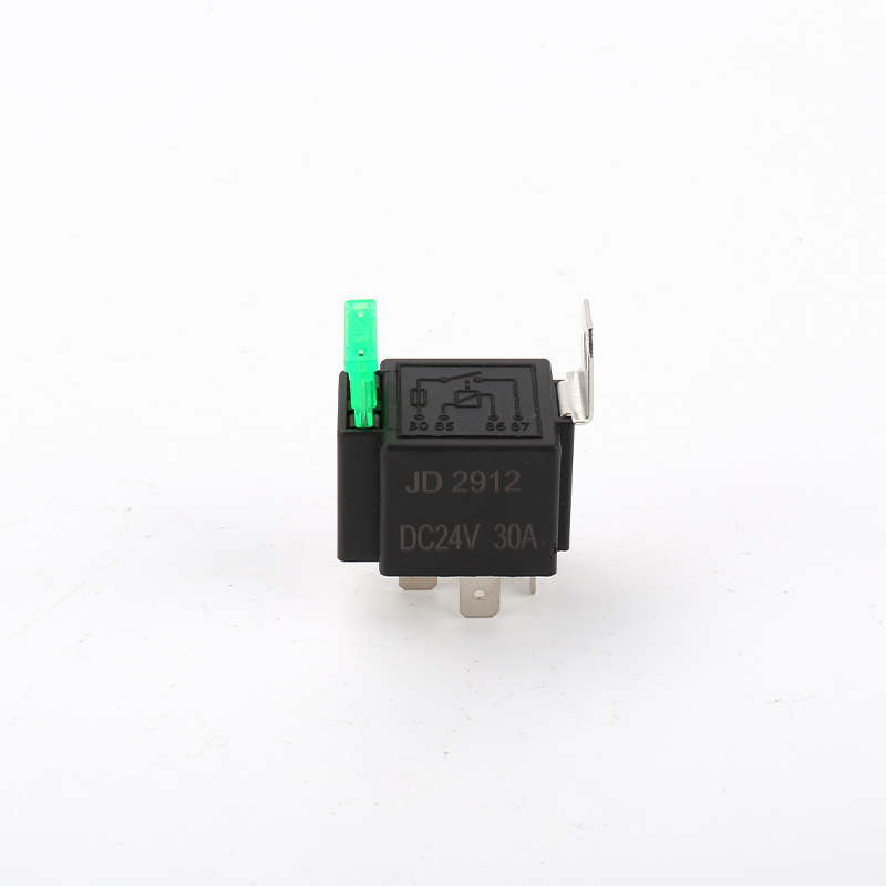 Automobilski relej 30A 12V, 4- ili 5-pin, metalna stražnja montaža