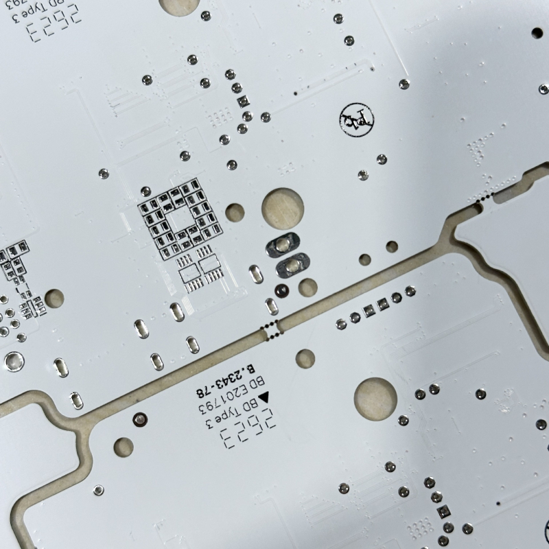 Visokoprecizna FR-4 dvostrana višeslojna PCB za serijsku proizvodnju i prototipiranje