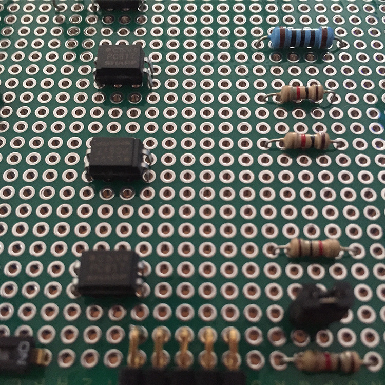 Dvostrana univerzalna PCB ploča, 9×15 cm, razmak 2,54 mm, cinkovana