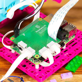 Raspberry Pi Build Hat s LEGO za snažan pametan stroj