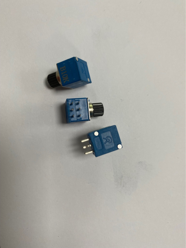 EMPHUA RK16 Auto Audio Pojačalo s 097 Dualnim Potenciometrima