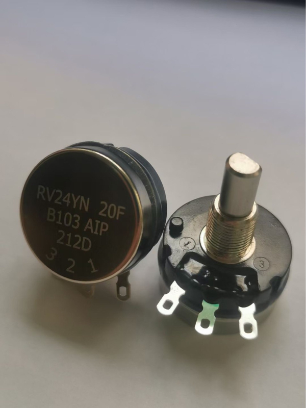 Potenciometar za RV24 regulator brzine malih kućanskih uređaja i ploču za upravljanje elektrozavarivačkim strojem