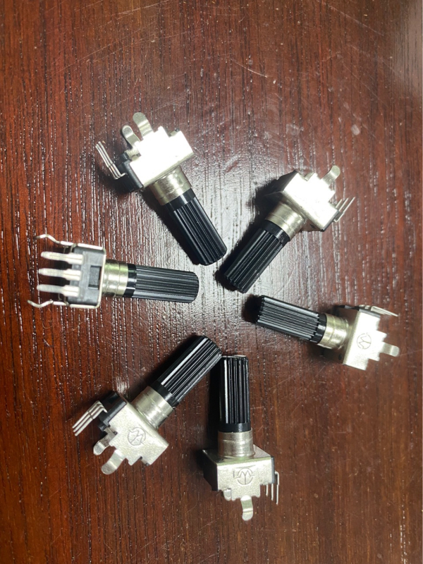 LED dimmer s regulacijom boje i brzine, 1K potenciometar (09)