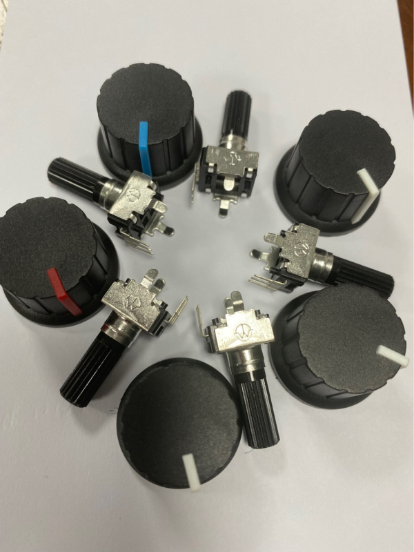 LED dimmer s regulacijom boje i brzine, 1K potenciometar (09)