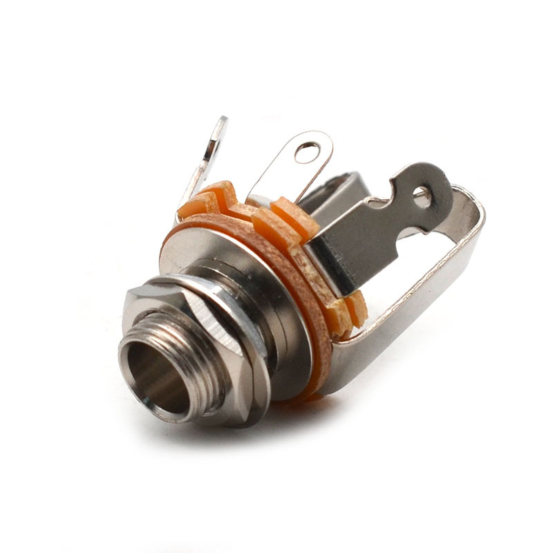 Stereo 6,35 mm izlazni audio jack za električnu gitaru i bas