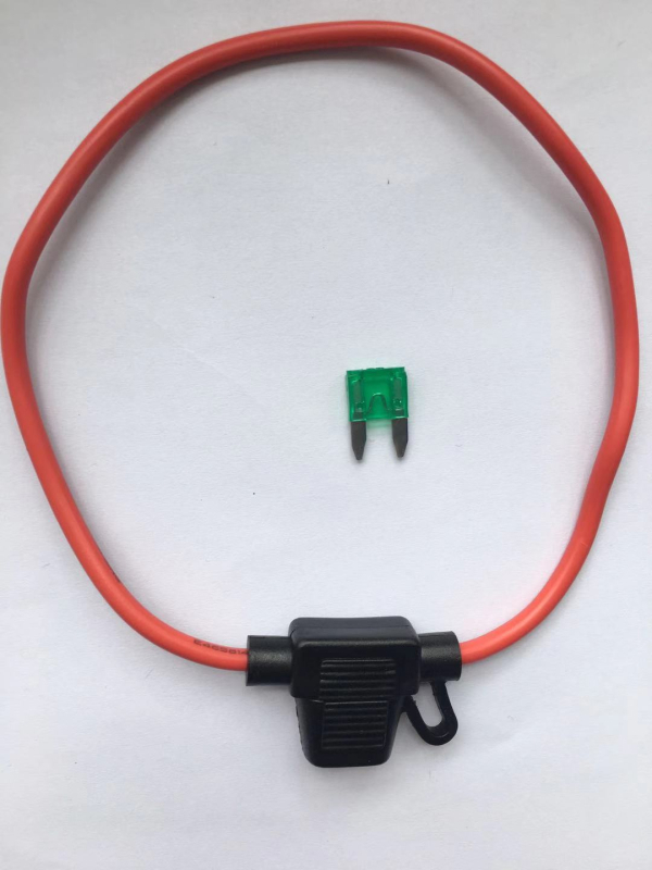 XHX002 Mali crni vodootporni držač osigurača za kabel 20 AWG