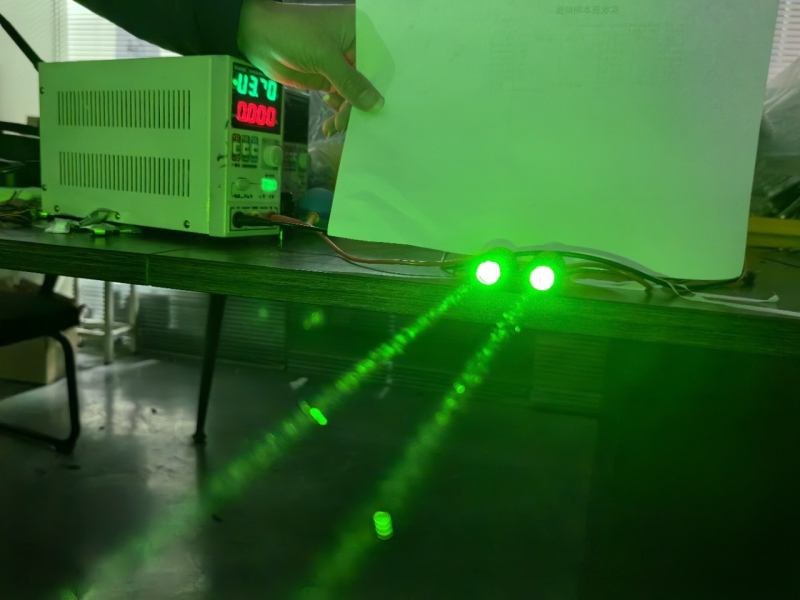 Zeleni laserski modul za pozornicu osvjetljenje, grub laserski snop, laserska glava, kontrola svjetla