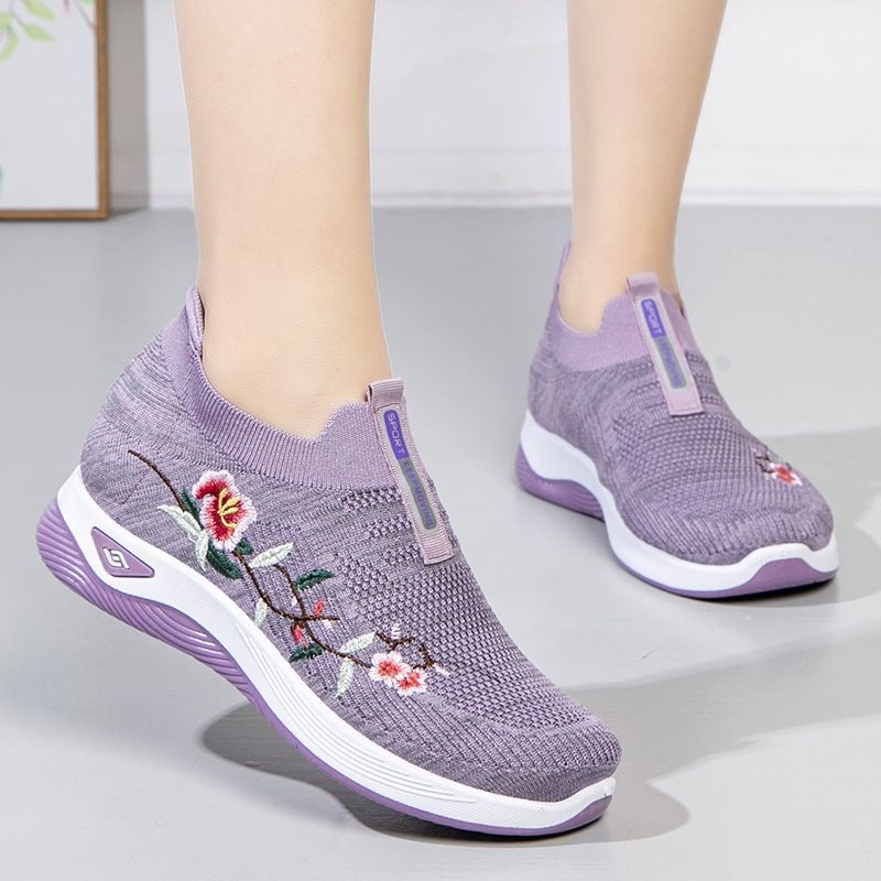Férfiaknak tervezett tavasz–nyár Flyknit hímzett casual cipő, lélegző, csúszásmentes, sík talp