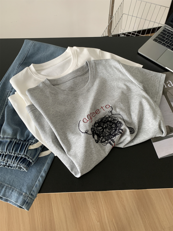 Ženski pamučni T‑shirt s vezom ovčice, karikativni motiv, opuštena silueta, kratki rukavi, okrugli izrez, ljeto, korejski retro stil