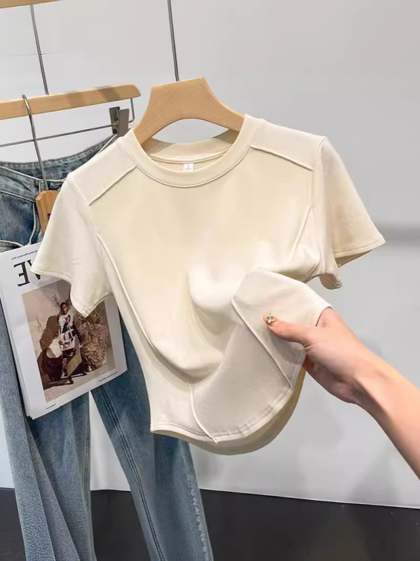 Ženski T-shirt od poliestera s kratkim rukavima, stilan i svestran ljetni top