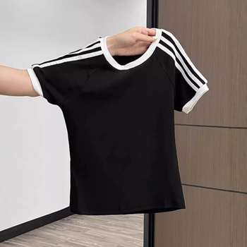 Tricou de damă cu dungi alb-negre și bloc de culoare, mâneci scurte, guler rotund, croială Slim, top de vară