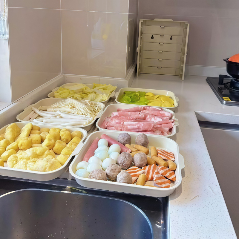 Sklopivi kuhinjski stalak za pripremu s više razina posuda za priloge