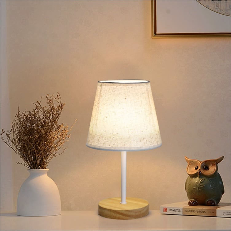 Dekoratív asztali lámpa lány hálószobájába, meleg hercegnő ihletésű, skandináv kreatív minimalist modern éjjeli lámpa.